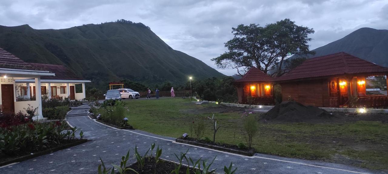 סמבלון לוואנג Rinjani Hill Hotel מראה חיצוני תמונה