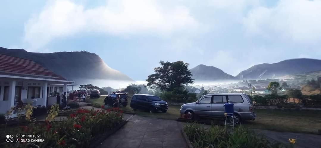 סמבלון לוואנג Rinjani Hill Hotel מראה חיצוני תמונה