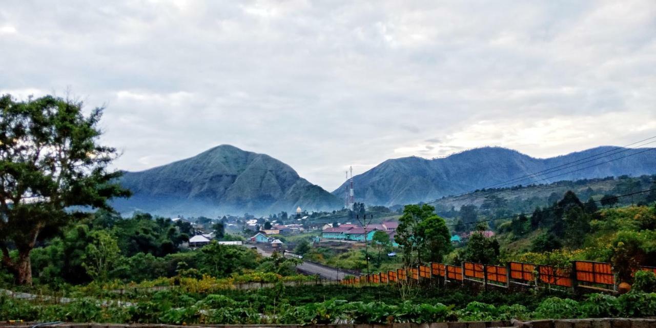 סמבלון לוואנג Rinjani Hill Hotel מראה חיצוני תמונה