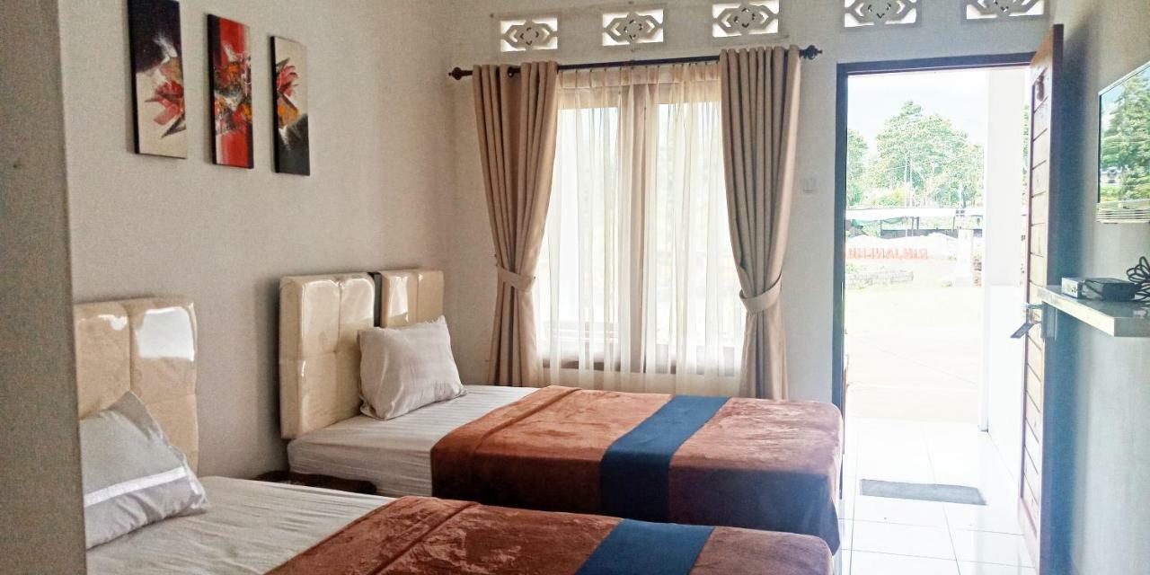 סמבלון לוואנג Rinjani Hill Hotel מראה חיצוני תמונה